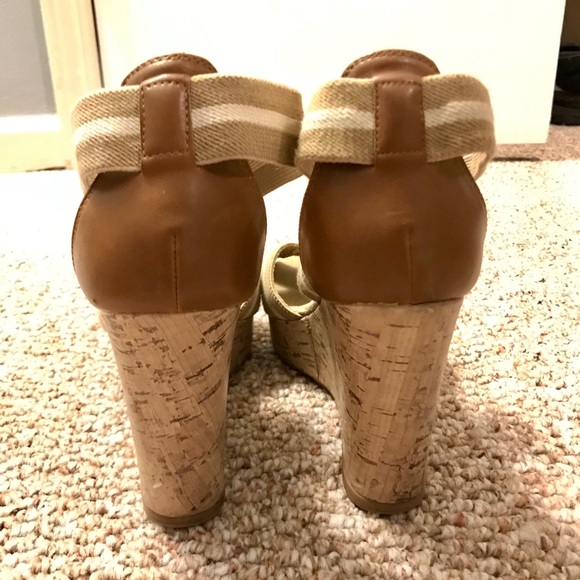 Merona wedges - Picture 6 of 6